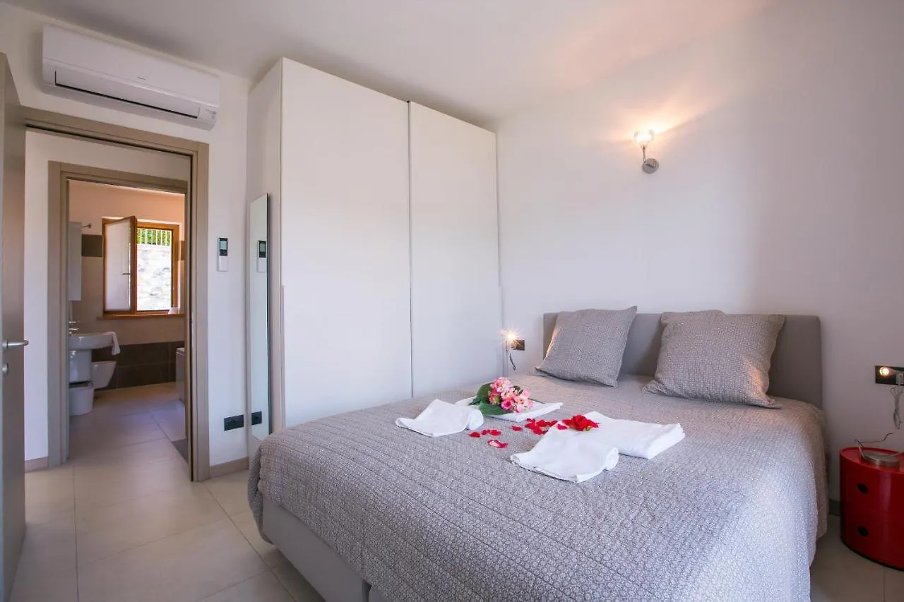 Villa Inti Tremezzo 0*,  Włochy